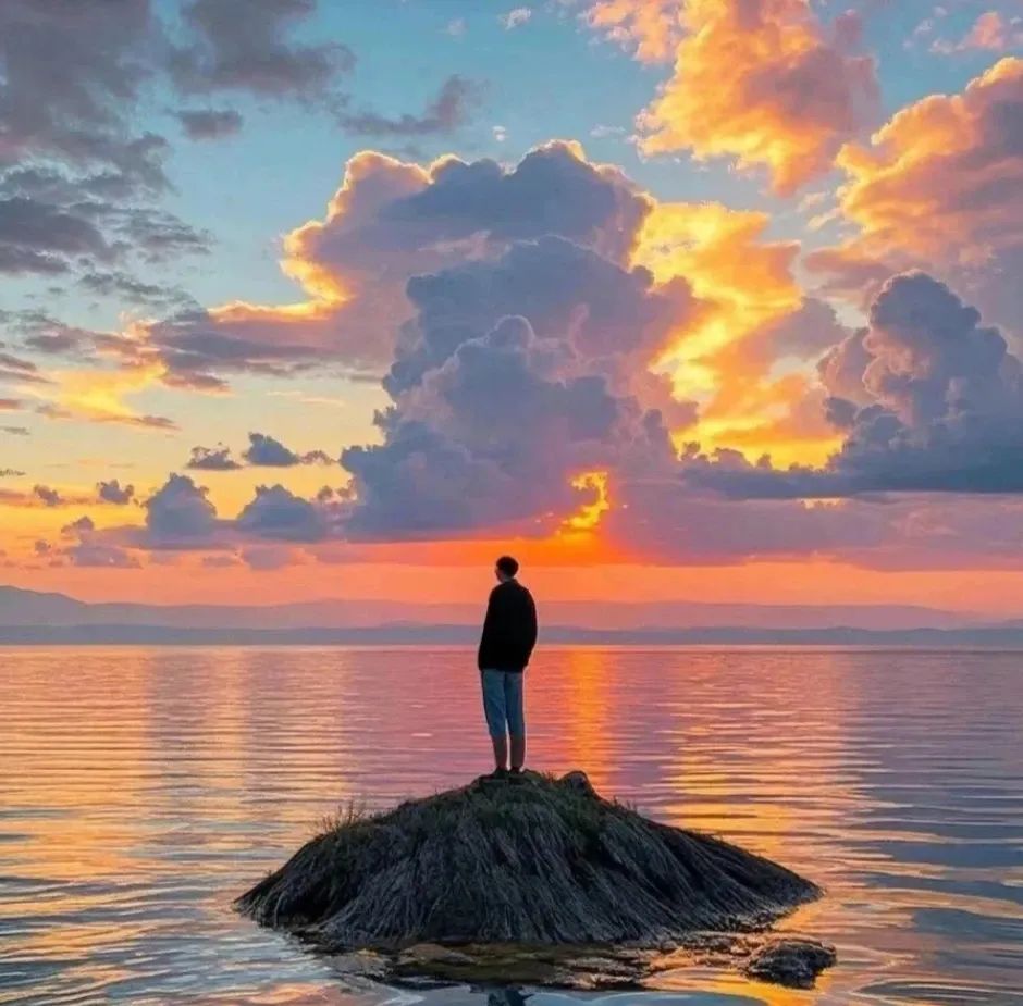 自由男头少年感图片_自由摆烂轻松男头像图-3