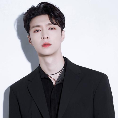 张艺兴的头像图片_张艺兴帅气头像大全-2