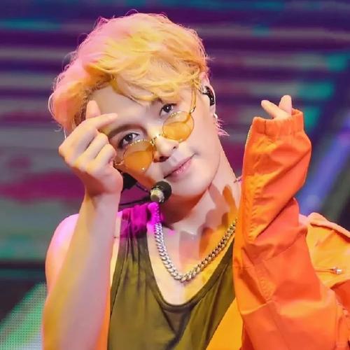 张艺兴的头像图片_张艺兴帅气头像大全-11